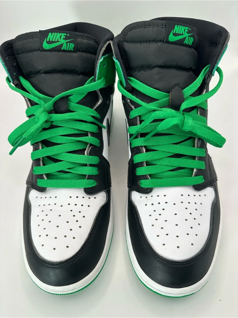 Nike Air Jordan 1 High Men’s Sneakers - Black/White/Green DZ5485-031 size 10.5